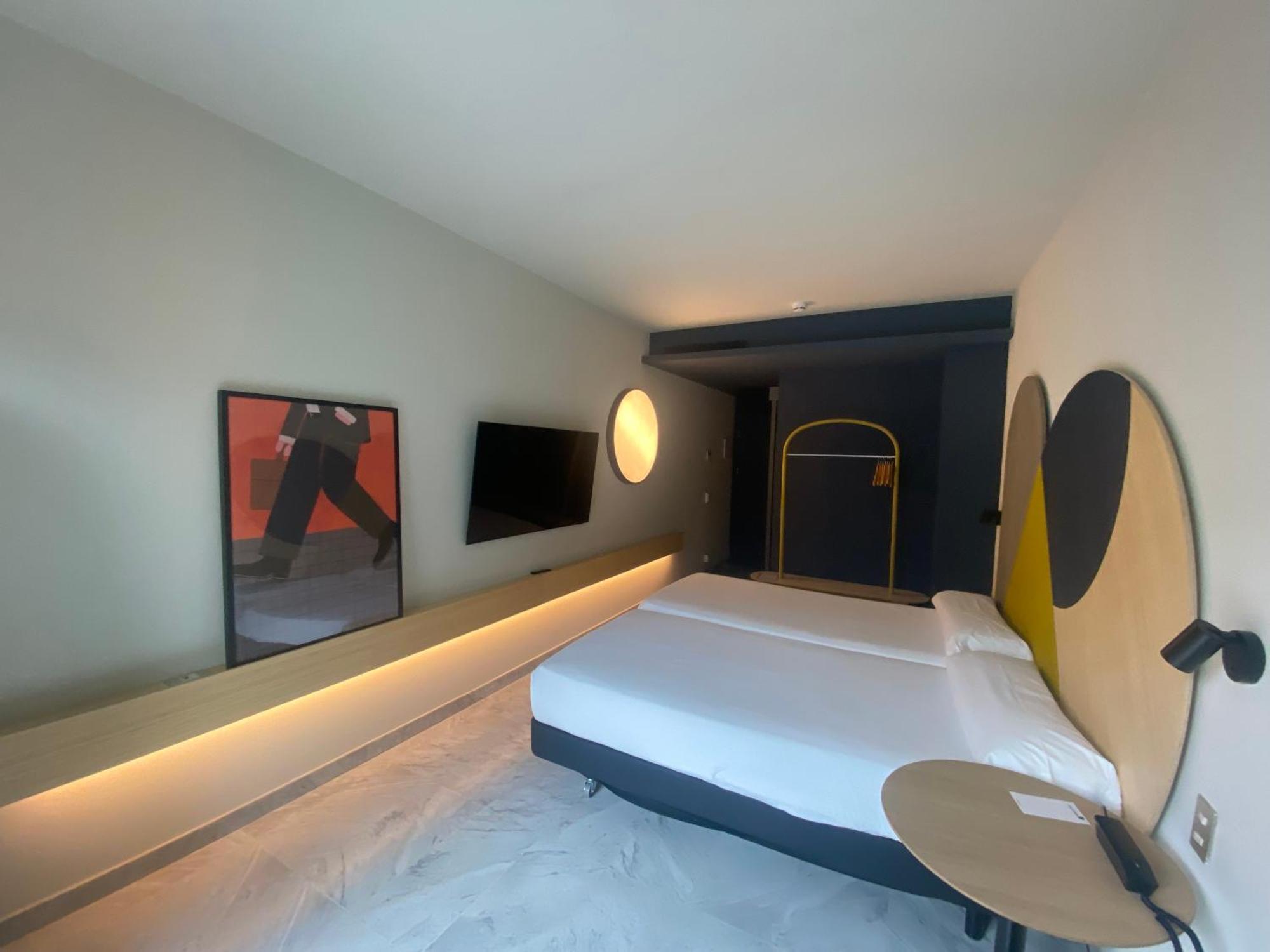 Onix Fira Hotel 3*